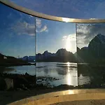 Large Detached House In The Middle Of Lofoten Дом отдыха