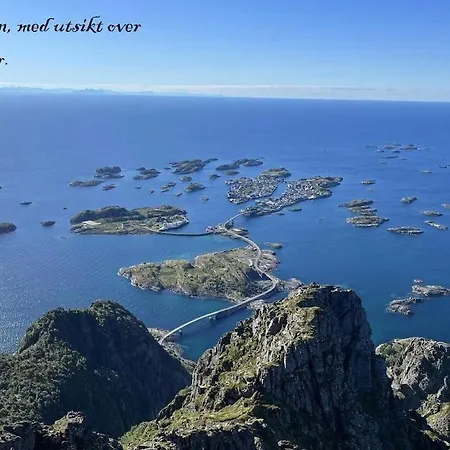Large Detached House In The Middle Of Lofoten