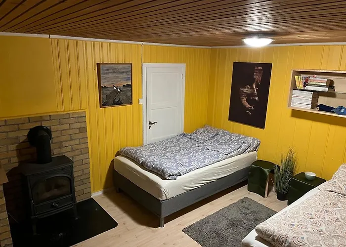Large Detached House In The Middle Of Lofoten Tatil Evi Hopen (Austvagoy)