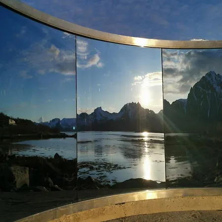 Large Detached House In The Middle Of Lofoten Prázdninový dům