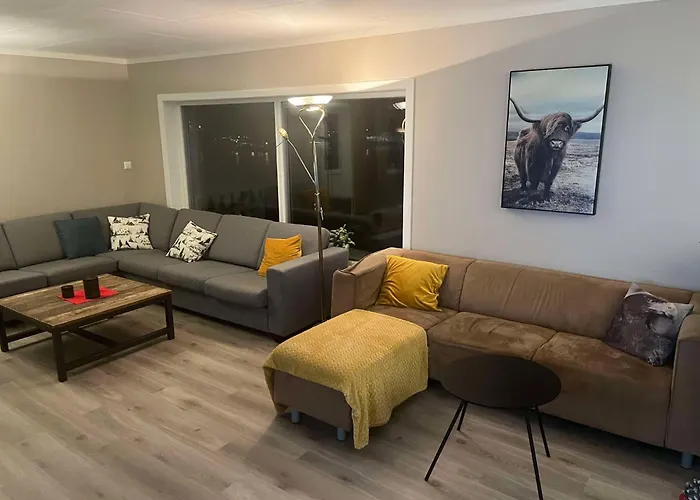 Large Detached House In The Middle Of Lofoten *