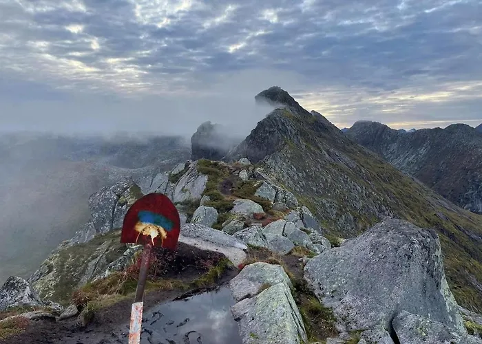 Large Detached House In The Middle Of Lofoten * Hopen (Austvagoy)
